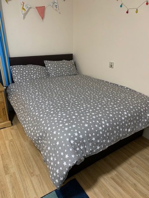 Large single bed at Smitham Downs Road care service