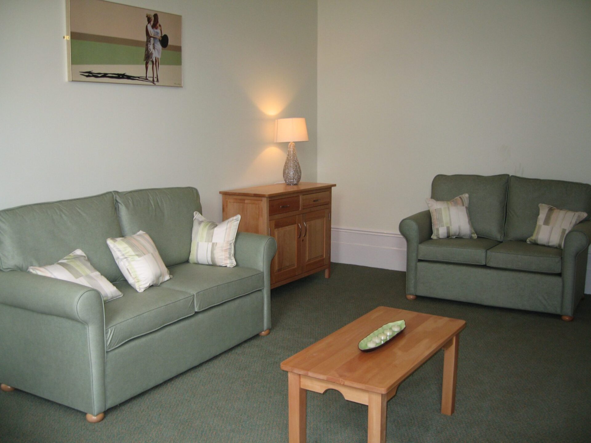 Lounge at Oakdale Road