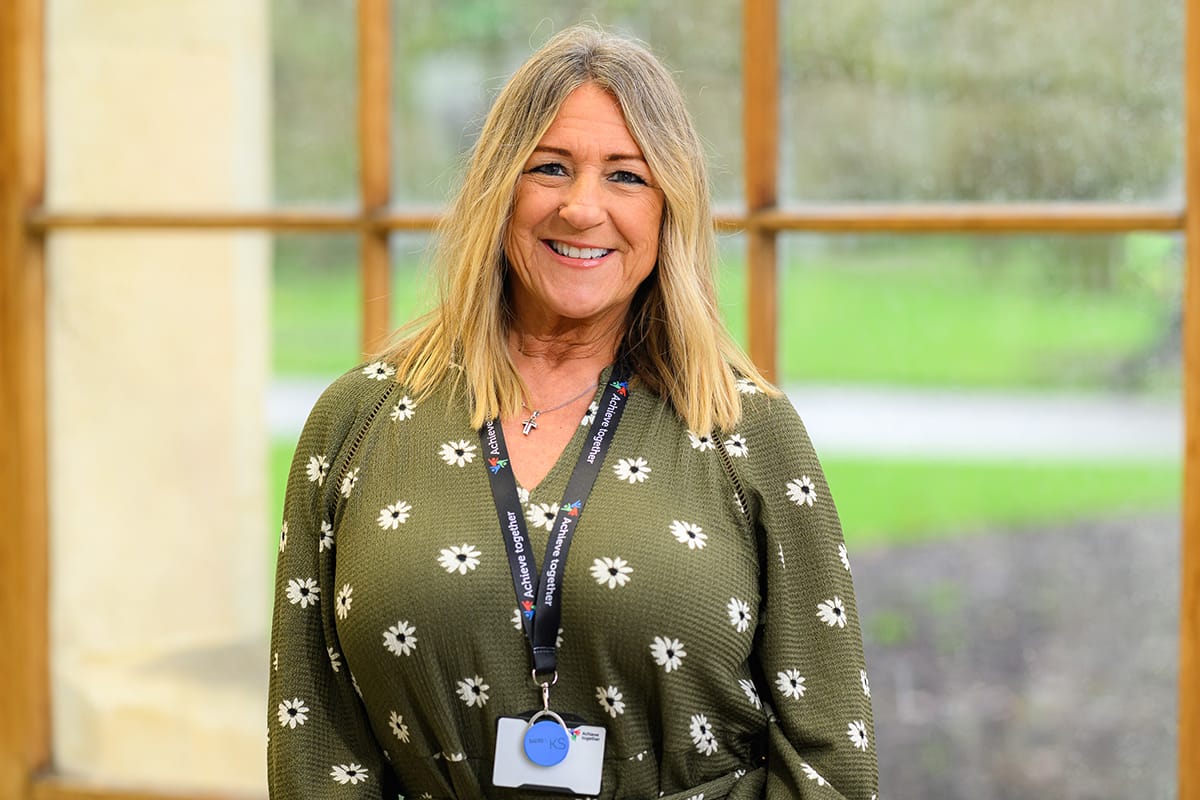 Jane Neil - Achieve together